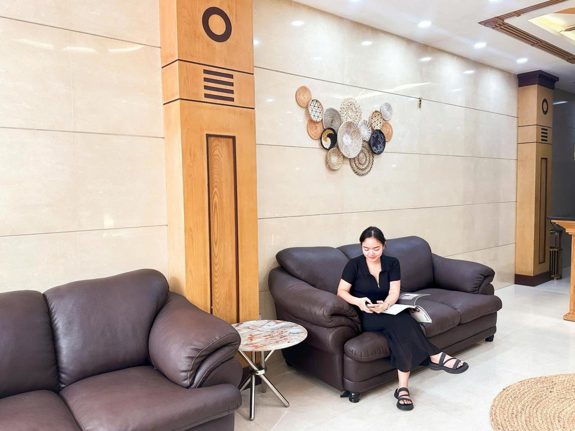 Vuong Tai Hotel Ho Chi Minh City Exterior photo
