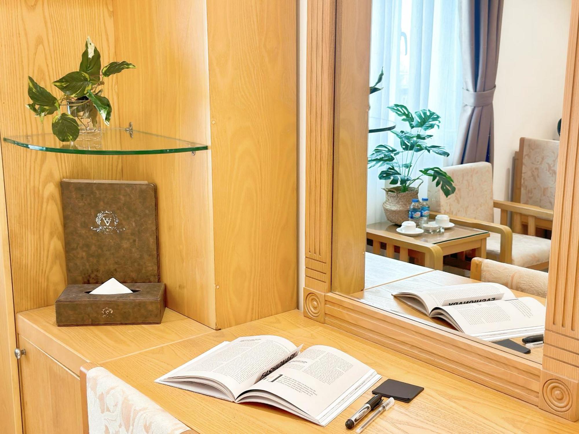 Vuong Tai Hotel Ho Chi Minh City Exterior photo