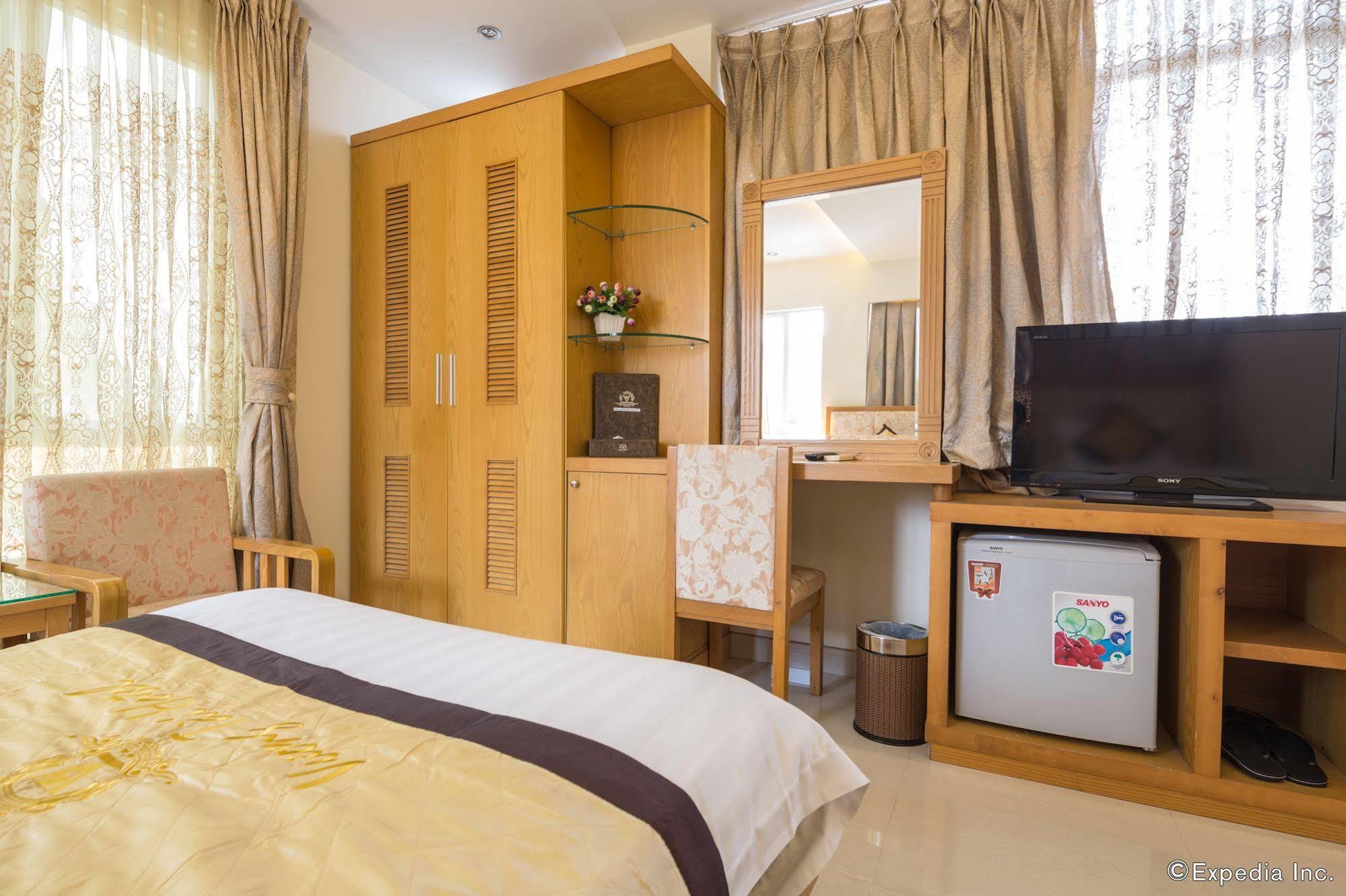 Vuong Tai Hotel Ho Chi Minh City Exterior photo